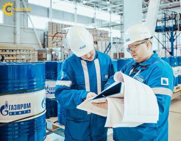 Nhớt xe đầu kéo Howo